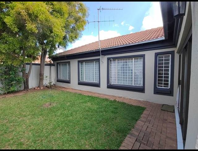 3 BEDROOM HOUSE FOR SALE IN CHRISTIAANVILLE AH